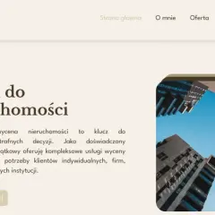 Widok z dołu na nowoczesne budynki biurowe na tle błękitnego nieba.